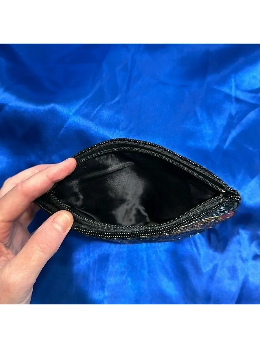 Beaded Scalloped Edged Clam shell Vintage Clutch Evening Bag with Satin lining